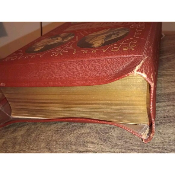 The Holy Bible Illustrated 1955 Catholic Red Christmas Gift w/Bookmark READ PLZ - Picture 9 of 16